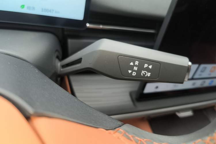 Used Dongfeng eπ eπ007 2025 Model Pure-Electric 565 All-Wheel-Drive Max Leading Edition Gear Lever
