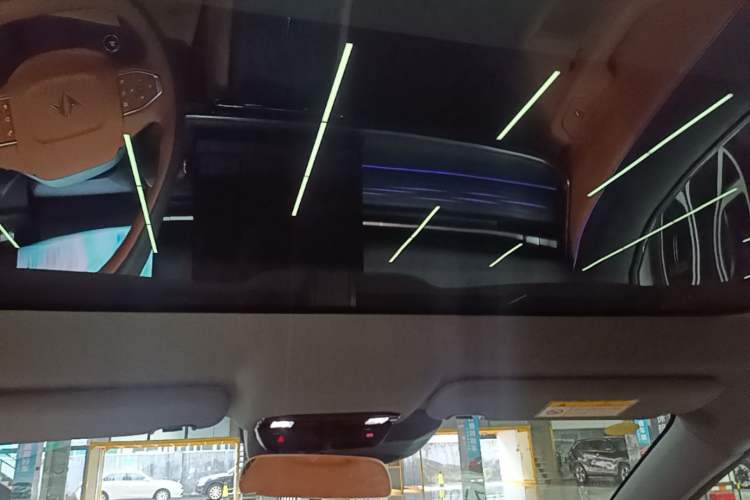 Used Dongfeng eπ eπ007 2025 Model Pure-Electric 565 All-Wheel-Drive Max Leading Edition Headliner