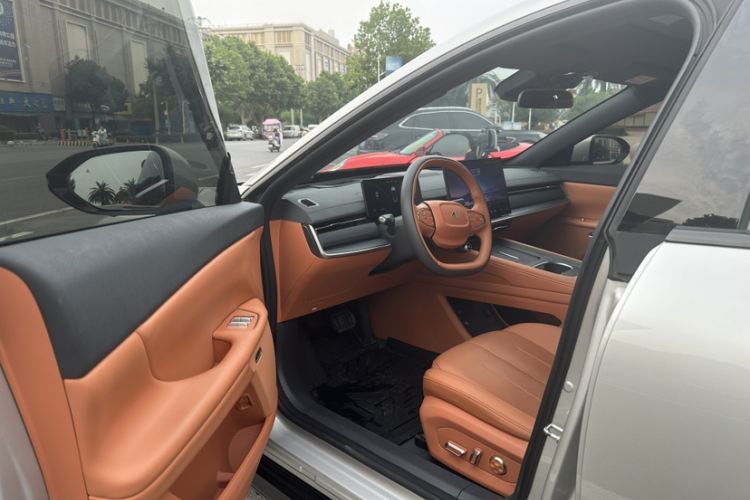 Used Dongfeng eπ eπ007 2025 Model Pure-Electric 565 All-Wheel-Drive Max Leading Edition Interior 2