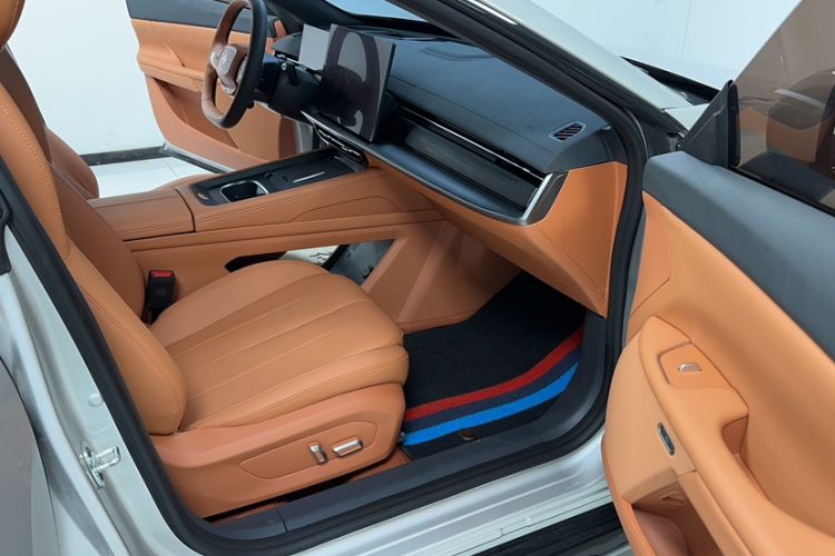 Used Dongfeng eπ eπ007 2025 Model Range-Extended 230 Max Cruise Edition Interior 5