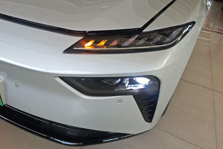 Used Dongfeng eπ eπ007 2025 Model Pure-Electric 565 All-Wheel-Drive Max Leading Edition Left Front Headlight