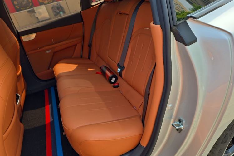 Used Dongfeng eπ eπ007 2025 Model Range-Extended 230Pro Cruise Edition Left Rear Seat