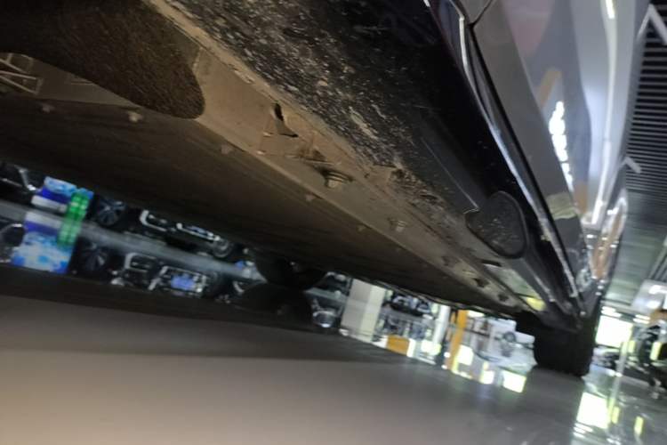 Used Dongfeng eπ eπ007 2025 Model Pure-Electric 565 All-Wheel-Drive Max Leading Edition Left Side Sill