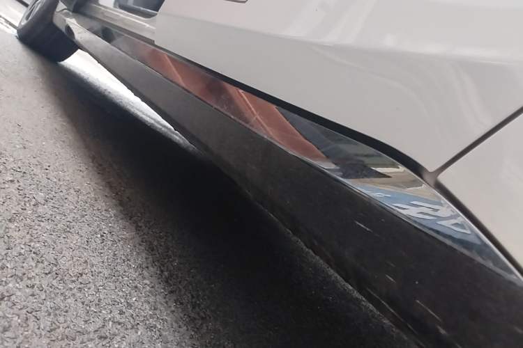 Used Dongfeng eπ eπ007 2025 Model Pure-Electric 565 All-Wheel-Drive Max Leading Edition Left Side Sill