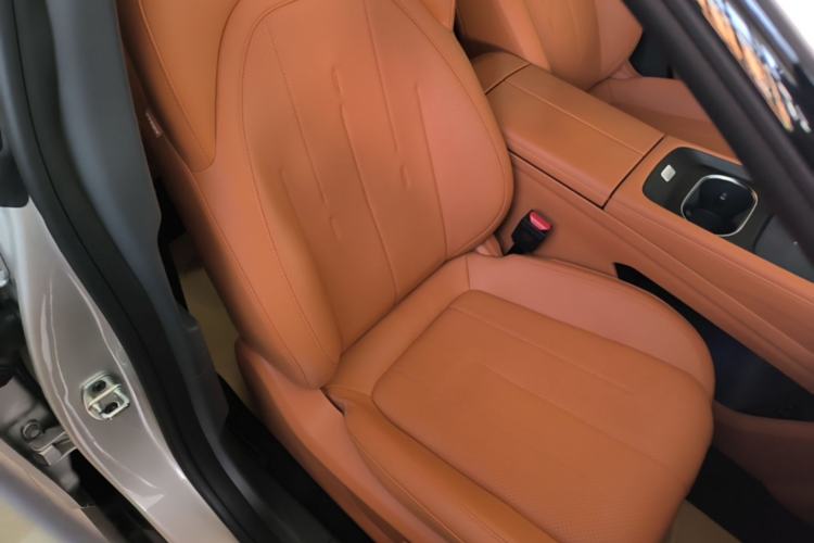 Used Dongfeng eπ eπ007 2025 Model Pure-Electric 565 All-Wheel-Drive Max Leading Edition Right Front Seat