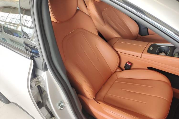 Used Dongfeng eπ eπ007 2025 Model Pure-Electric 565 All-Wheel-Drive Max Leading Edition Right Front Seat