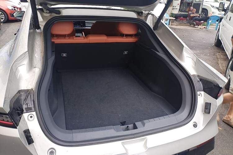 Used Dongfeng eπ eπ007 2025 Model Pure-Electric 565 All-Wheel-Drive Max Leading Edition Trunk