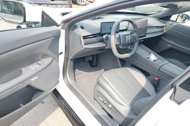 Used Dongfeng eπ eπ007 2025 Model Range-Extended 230Pro Cruise Edition Driver Seat