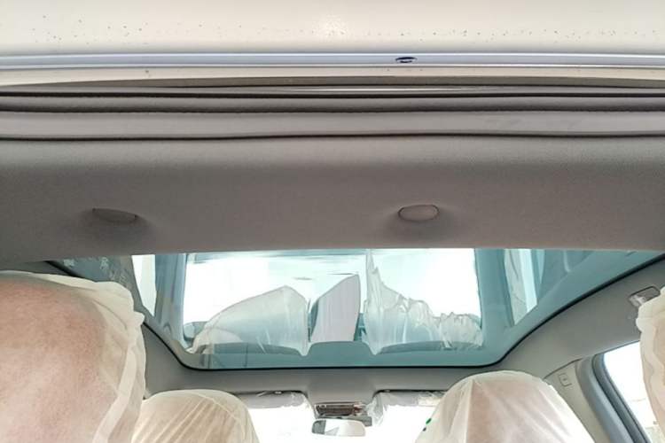 Used Dongfeng eπ eπ007 2025 Model Range-Extended 230 Pro Leading Edition Headliner
