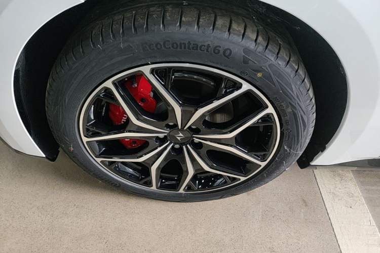 Used Dongfeng eπ eπ007 2025 Model Range-Extended 230 Max Cruise Edition Left Front Wheel Hub