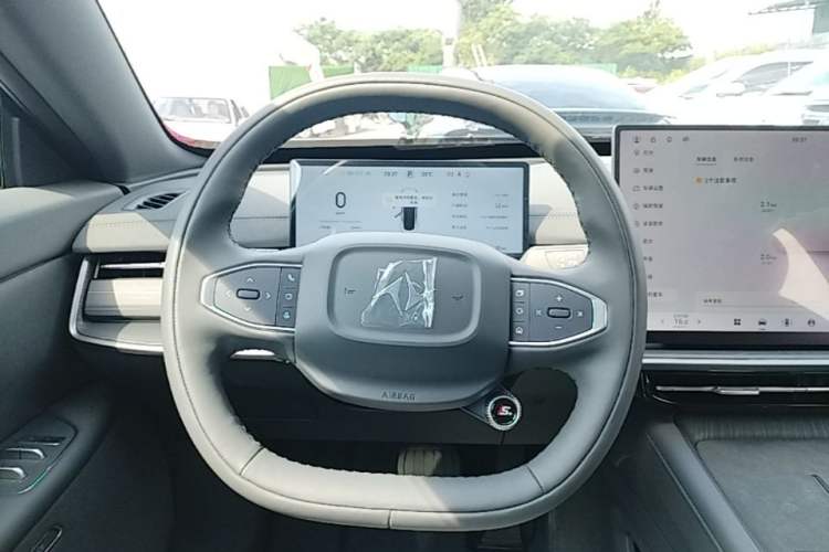 Used Dongfeng eπ eπ007 2025 Model Range-Extended 230Pro Cruise Edition Steering Wheel
