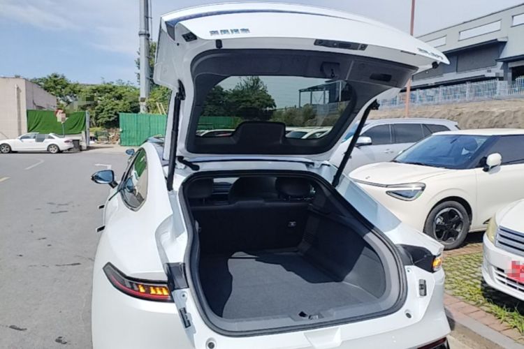 Used Dongfeng eπ eπ007 2025 Model Range-Extended 230Pro Cruise Edition Trunk