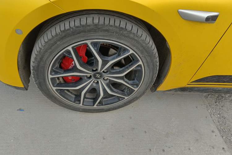 Used Dongfeng eπ eπ007 2025 Model Pure-Electric 565 All-Wheel-Drive Max Leading Edition Left Front Wheel Hub