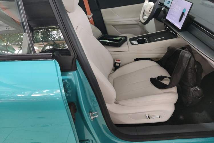 Used Dongfeng eπ eπ007 2026 Model 007+ Pure-Electric 650 Ultra+ LiDAR Edition Right Front Seat