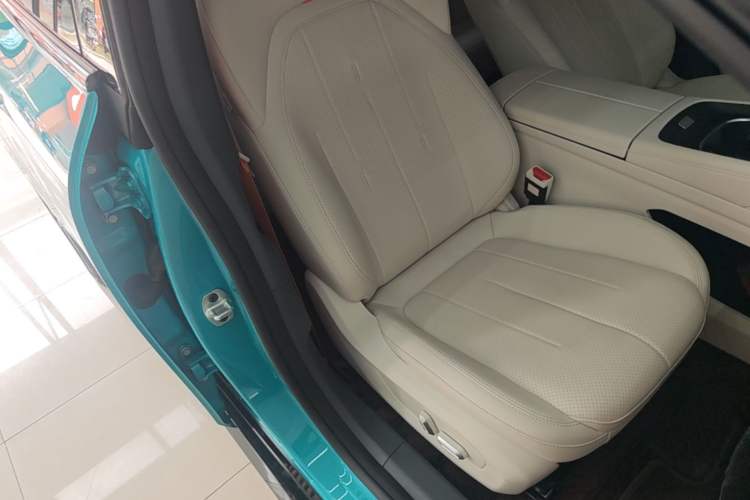 Used Dongfeng eπ eπ007 2026 Model 007+ Pure-Electric 650 Ultra+ LiDAR Edition Right Front Seat