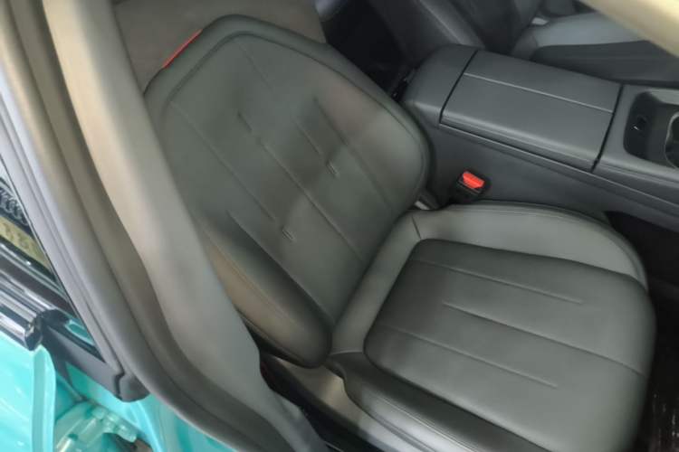 Used Dongfeng eπ eπ007 2026 Model 007+ Pure-Electric 565 Ultra+ All-Wheel-Drive LiDAR Edition Right Front Seat