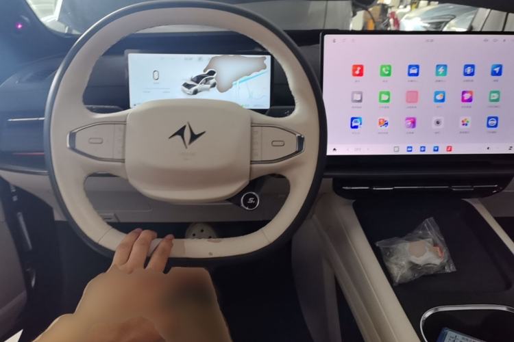 Used Dongfeng eπ eπ007 2026 Model 007+ Range-Extended 308 Ultra+ LiDAR Edition Center Console