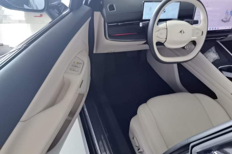Used Dongfeng eπ eπ007 2026 Model 007+ Range-Extended 308 Ultra+ LiDAR Edition Driver Seat