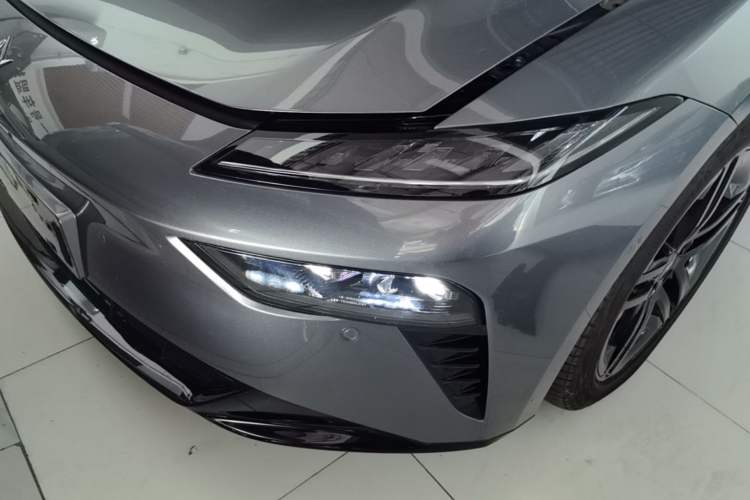 Used Dongfeng eπ eπ007 2026 Model 007+ Range-Extended 308 Ultra+ LiDAR Edition Left Front Headlight