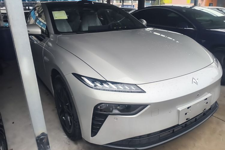 Used Dongfeng eπ eπ007 2026 Model 007+ Pure-Electric 650 Ultra+ LiDAR Edition Front Right 45 Deg