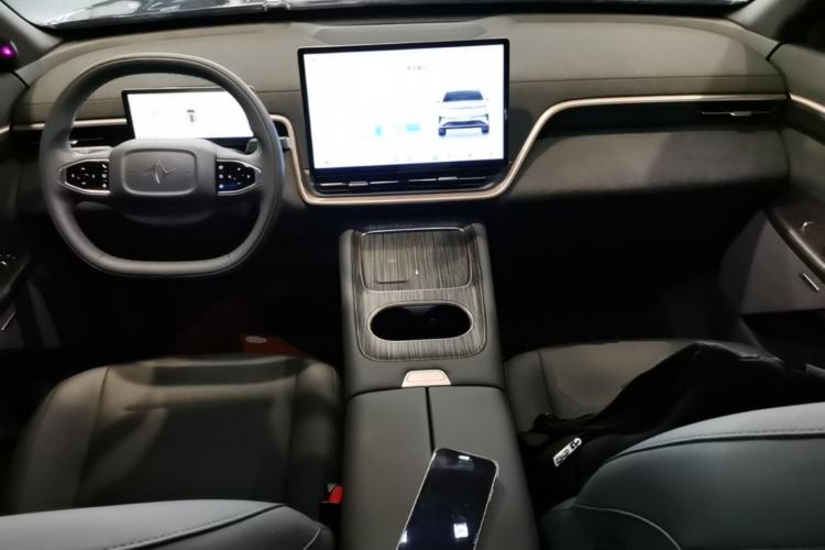Used Dongfeng eπ eπ008 2024 210Max Range-Extended Version 6 Seats Center Console