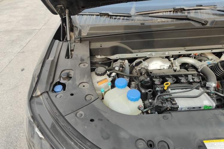 Used Dongfeng eπ eπ008 2024 210Max Range-Extended Version 6 Seats Engine Bay Right