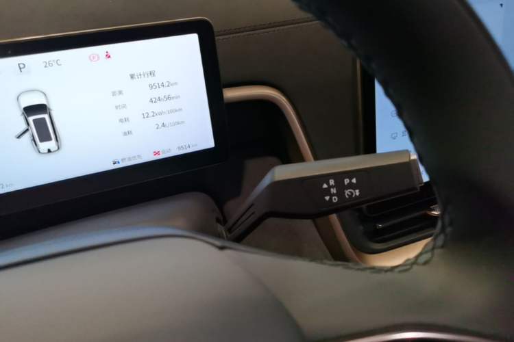 Used Dongfeng eπ eπ008 2024 210Max Range-Extended Version 6 Seats Gear Lever