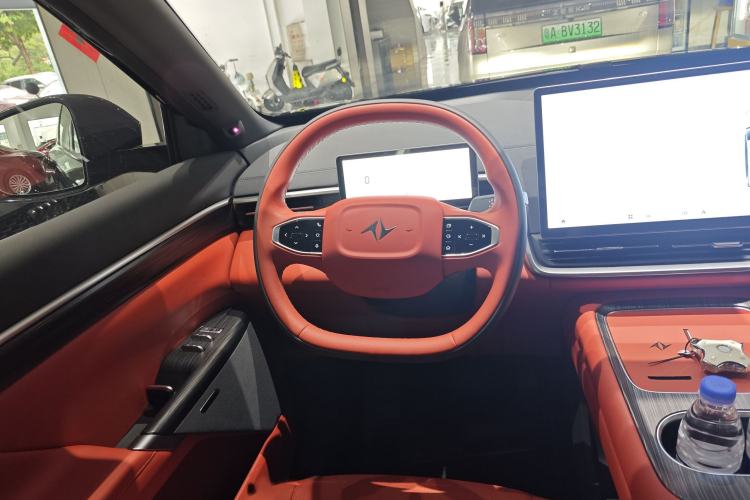 Used Dongfeng eπ eπ008 2024 210Max Range-Extended Version 6 Seats Interior 9