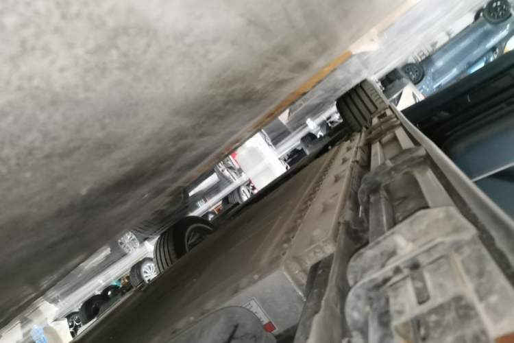 Used Dongfeng eπ eπ008 2024 210Max Range-Extended Version 6 Seats Left Side Sill