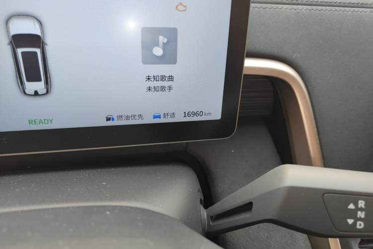 Used Dongfeng eπ eπ008 2024 210Max Range-Extended Version 6 Seats Odometer Close Up