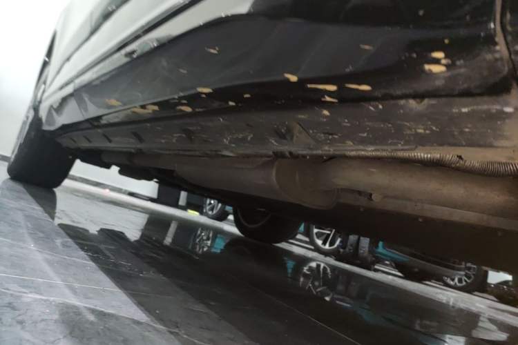 Used Dongfeng eπ eπ008 2024 210Max Range-Extended Version 6 Seats Right Side Sill