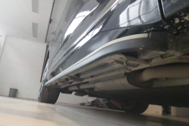 Used Dongfeng eπ eπ008 2024 210Max Range-Extended Version 6 Seats Right Side Sill