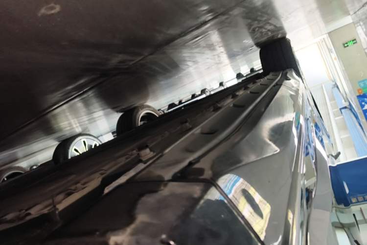 Used Dongfeng eπ eπ008 2024 636Max All-Electric Version 6 Seats Right Side Sill