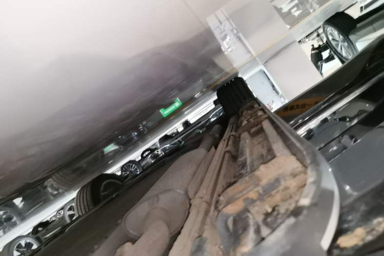 Used Dongfeng eπ eπ008 2024 210Max Range-Extended Version 6 Seats Right Side Sill