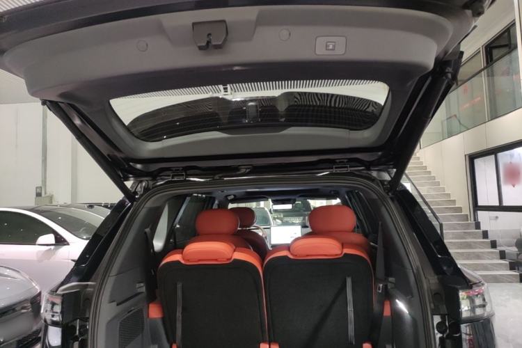 Used Dongfeng eπ eπ008 2024 210Max Range-Extended Version 6 Seats Trunk