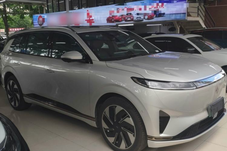 Used Dongfeng eπ eπ008 2024 636Max All-Electric Version 6 Seats Exterior 1