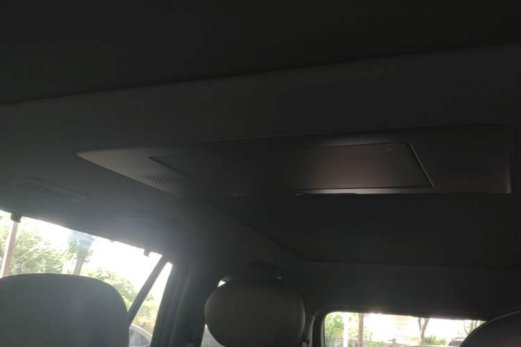 Used Dongfeng eπ eπ008 2024 636Max All-Electric Version 6 Seats Headliner