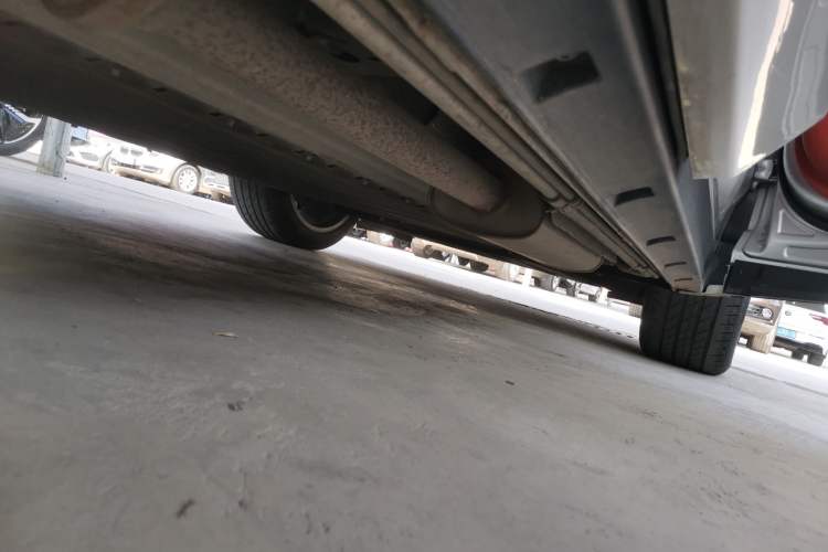 Used Dongfeng eπ eπ008 2024 210Max Range-Extended Version 6 Seats Right Side Sill