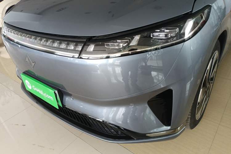Used Dongfeng eπ eπ008 2024 210Max Range-Extended Version 6 Seats Left Front Headlight