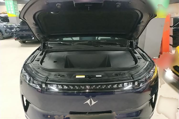 Used Dongfeng eπ eπ008 2024 636Max All-Electric Version 6 Seats Engine Bay