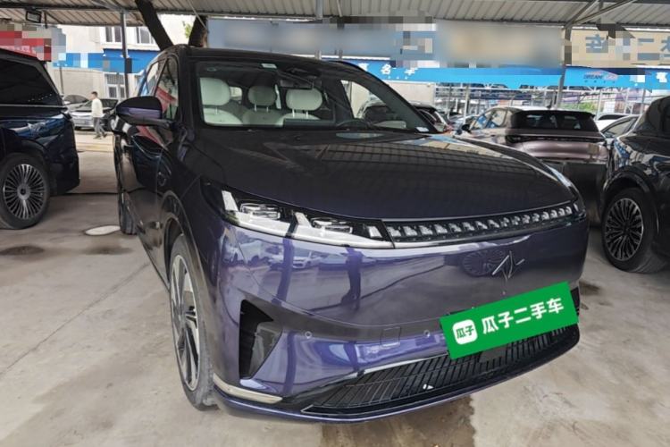 Used Dongfeng eπ eπ008 2024 636Max All-Electric Version 6 Seats Front Right 45 Deg