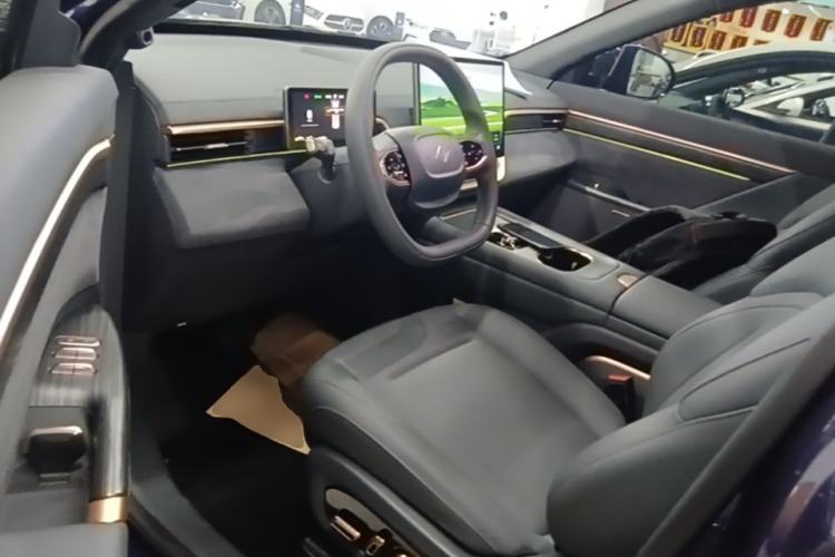 Used Dongfeng eπ eπ008 2024 210Max Range-Extended Version 6 Seats Left Front Seat