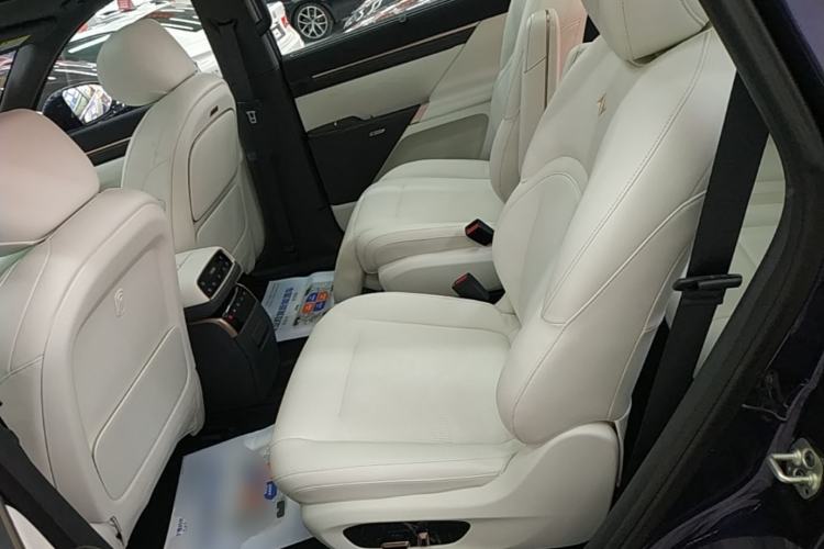 Used Dongfeng eπ eπ008 2024 210Max Range-Extended Version 6 Seats Left Rear Seat