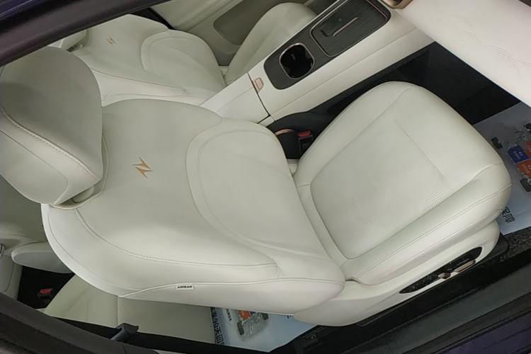 Used Dongfeng eπ eπ008 2024 210Max Range-Extended Version 6 Seats Right Front Seat