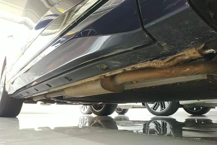Used Dongfeng eπ eπ008 2024 210Max Range-Extended Version 6 Seats Right Side Sill