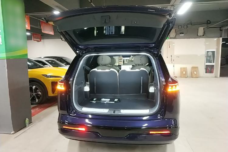 Used Dongfeng eπ eπ008 2024 636Max All-Electric Version 6 Seats Trunk