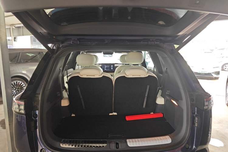 Used Dongfeng eπ eπ008 2024 636Max All-Electric Version 6 Seats Trunk