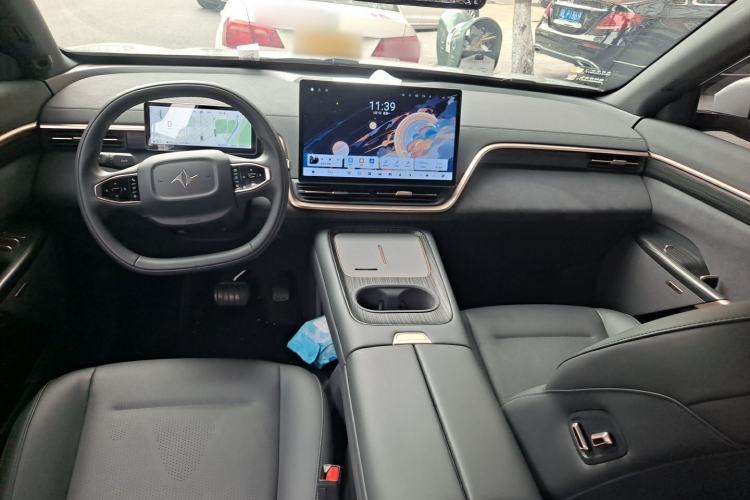 Used Dongfeng eπ eπ008 2024 210Max Range-Extended Version 6 Seats Center Console