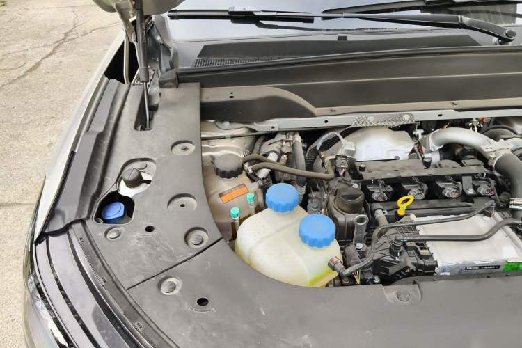Used Dongfeng eπ eπ008 2024 210Max Range-Extended Version 6 Seats Engine Bay Right