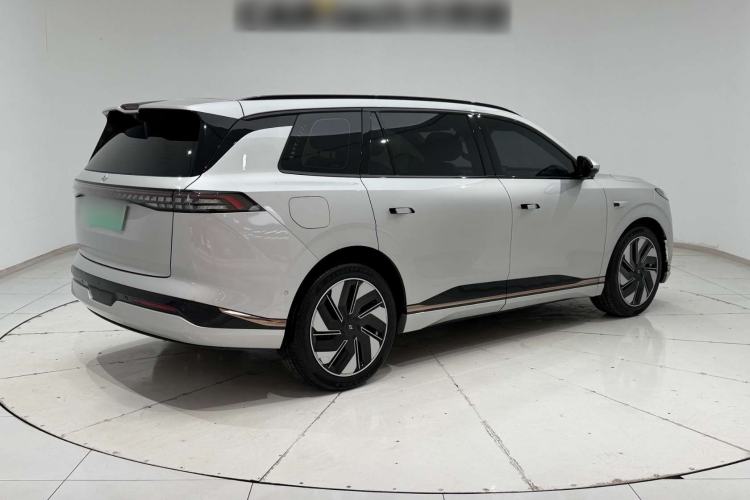 Used Dongfeng eπ eπ008 2024 210Max Range-Extended Version 6 Seats Exterior 2